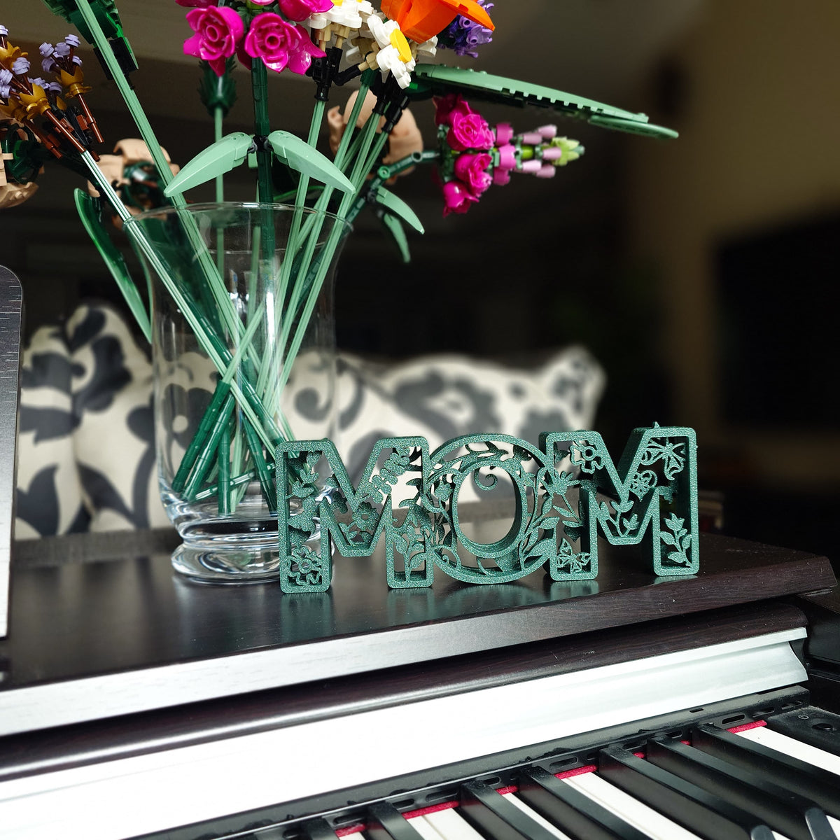 Mothers Day Gift - MOM 3D Floral Word Art